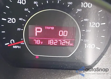 2018 Kia Soul z USA, uszkodzony, nr VIN KNDJN2A24J7547105